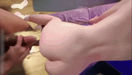 【果然年轻老师真的是极品啊！】大叼男爆草极品巨乳白虎女老师，完美身材，精致容颜！太精品了，男主叼也是真的大！这不得一下子捅穿妹子的子宫！目测得有20厘米，给妹子干得嗷嗷叫！全程完全不当人猛干！ #大叼男爆操白虎老师