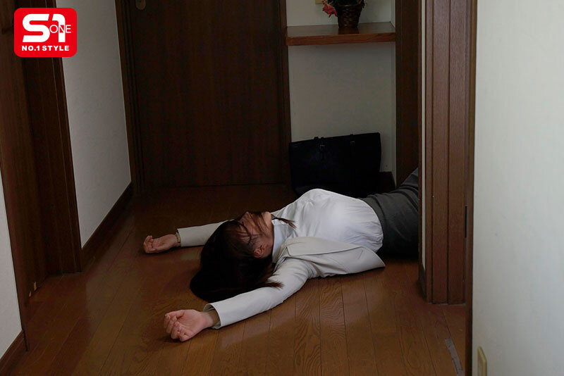 「僕のためだと思ってたのに…てめェのメンツ気にしてただけかよ…くそみそにマ●コ壊してやる！」 毎週水曜15:00～ 不登校生徒の家庭訪問は逆指導レ●プの時間 東実果 生写真3枚セット