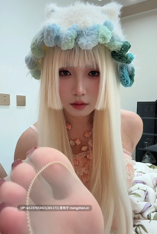 超S女王感男娘【榛榛】 谜之气质白毛,小狗化身乖巧口便器,丝袜裸足顶脸羞辱【10个视频-平均时长40秒】-第2张图片-萌站 超S女王感男娘【榛榛】 谜之气质白毛,小狗化身乖巧口便器,丝袜裸足顶脸羞辱【10个视频-平均时长40秒】-第2张图片-萌站