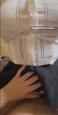 【新瓜泄密】南航空姐勾搭头等舱富豪，被各种蹂躏，多方位抽插视频流出-第2张图片-萌站