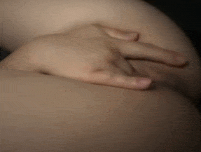 海南大二学妹【孙晓晴】性爱视频流出❤️多种道具自慰口交深喉无套后入21V-第6张图片-萌站