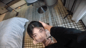 漂亮伪娘妮卡西嗷 身材苗条黑丝高跟 新年快乐教练今天就来给你开个小灶不要偷懒哦 无套输出精液射满丝腿-第3张图片-萌站