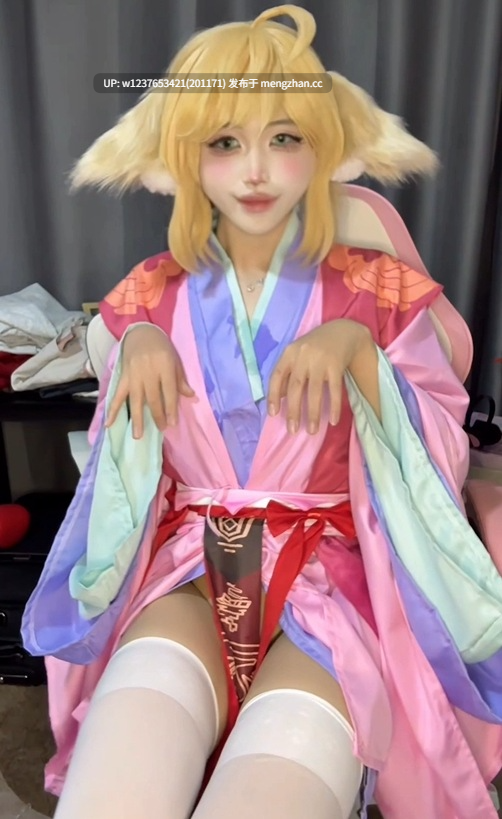 阿黑颜肛交男娘，喜欢颜艺的锅老师开始了她的cos，又是菊花辛苦忙碌的一天【6个视频-平均8分钟-无码】