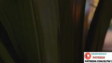 妮蔻野外群p