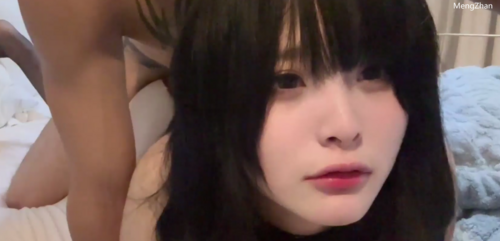 M21-382 抖音圆脸萝莉洛宝 无套性爱合集收录