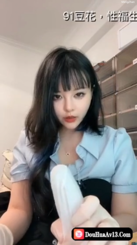 玉足/丝足/腿控/足控/足交精选3 木秋夜深了，丝足调教，寸止、羞辱、红绿灯（1v）