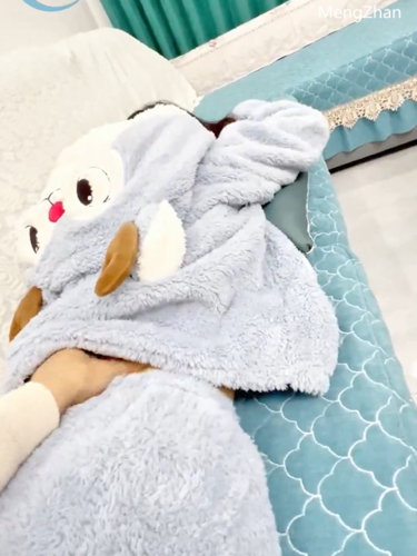 哥哥帮妹妹按摩