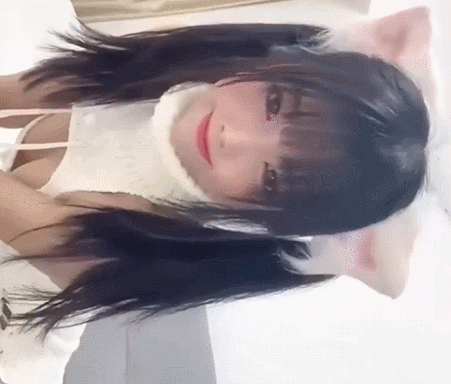 敲可爱的小女孩 自慰棒自慰黏液湿哒哒 呻吟不断